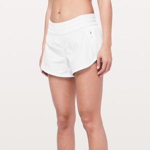 LuluLemon TRACKER SHORT 4"